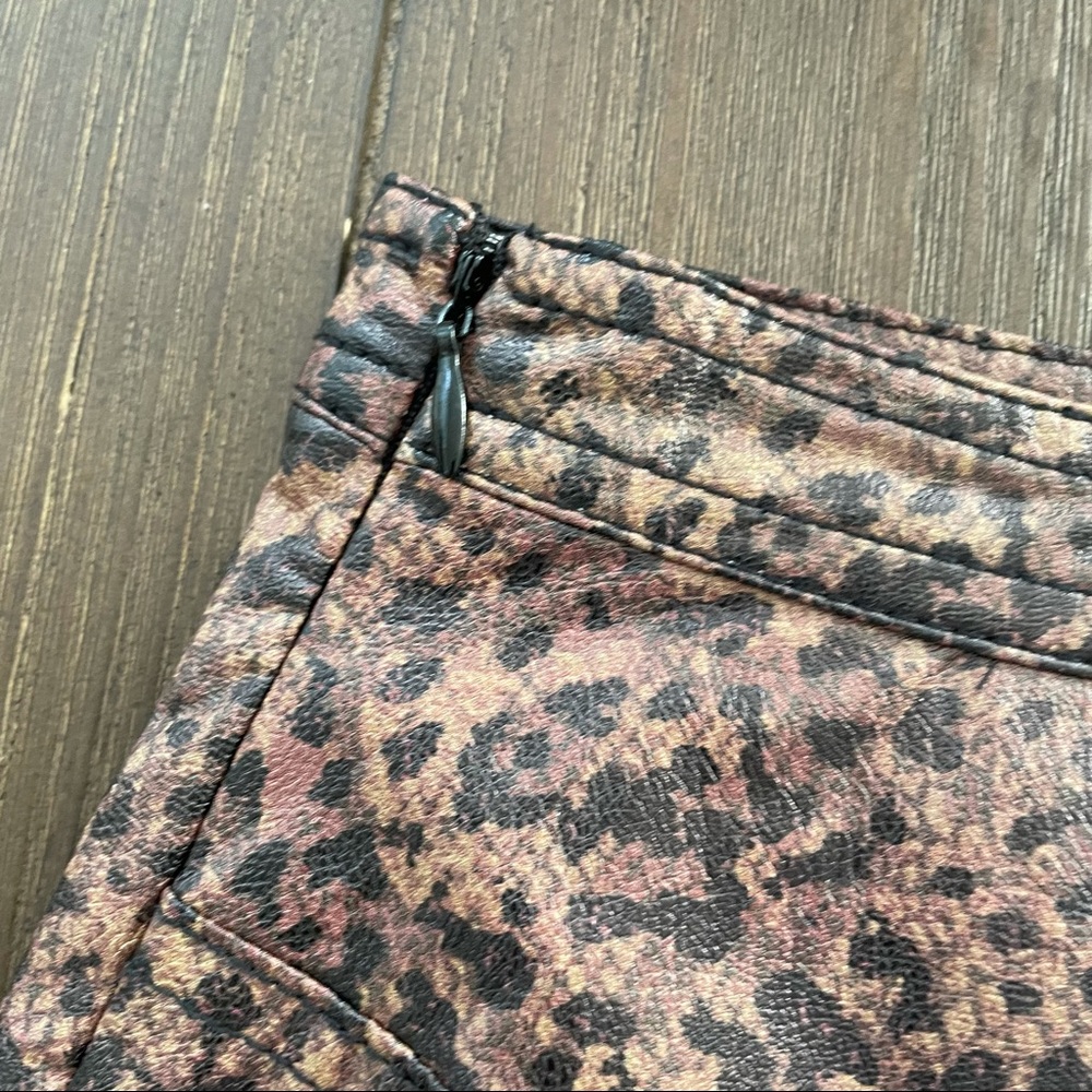 Free People Animal Print Faux Wrap Skirt NWT - Picture 9 of 12